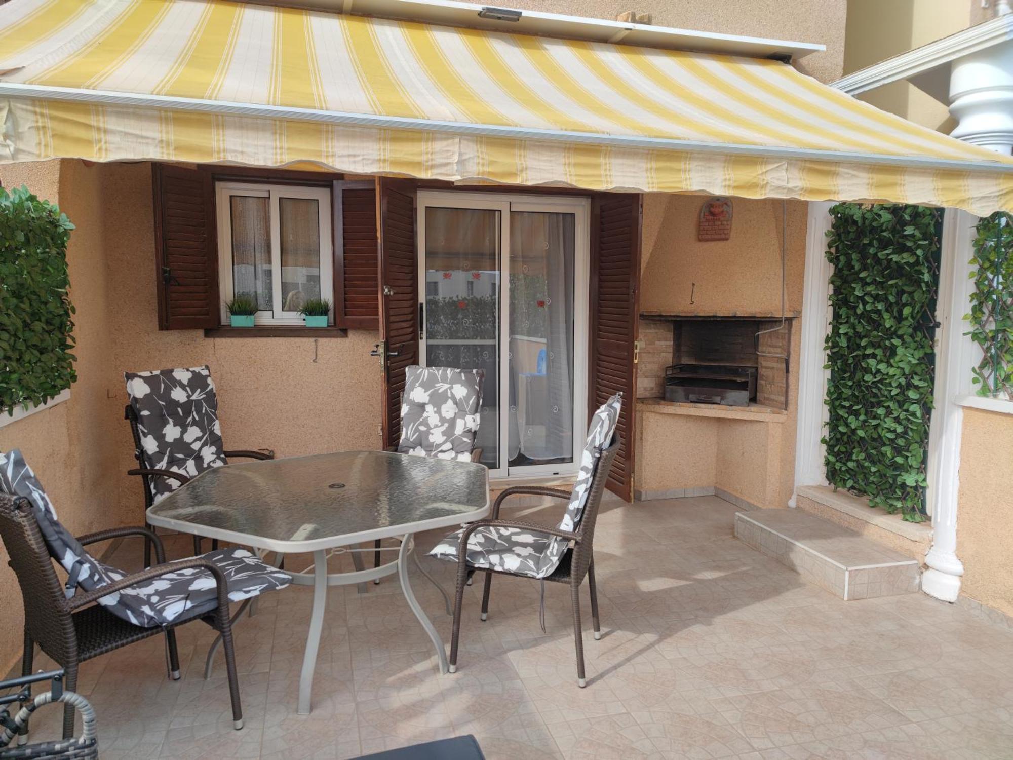 Apartament Piotr Torrevieja Luaran gambar