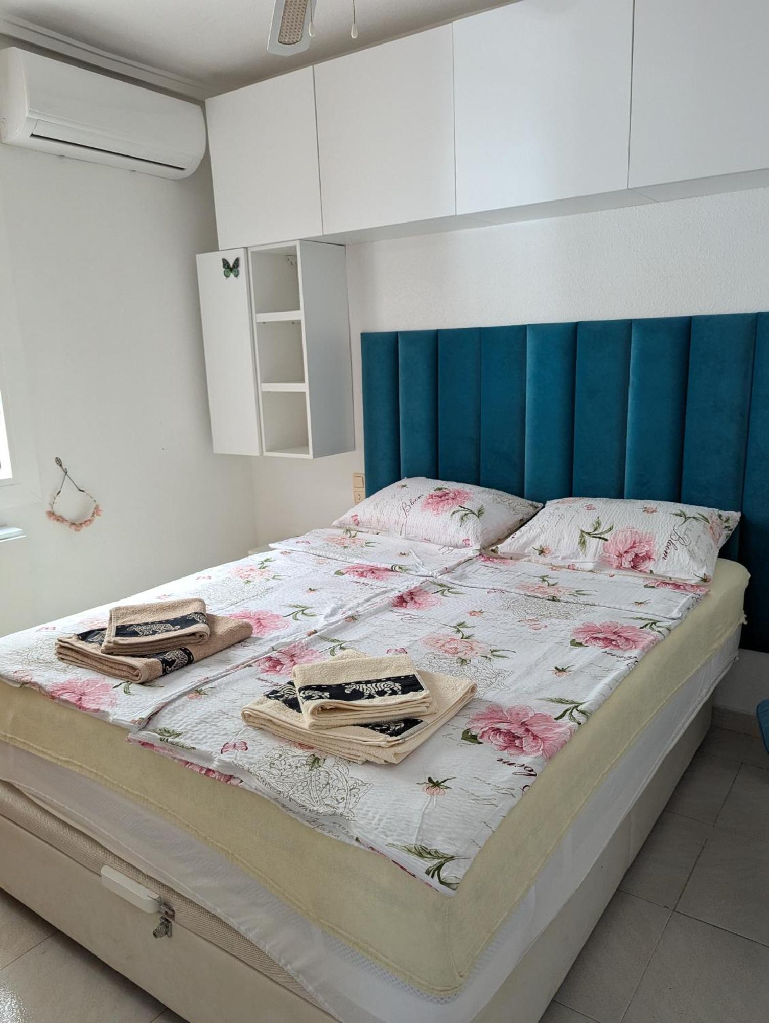 Apartament Piotr Torrevieja Luaran gambar